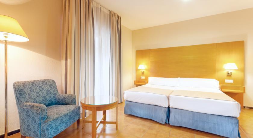 Tryp Ciudad De Alicante Hotel Exterior foto