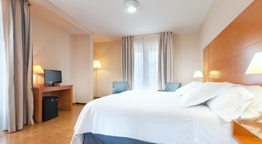 Tryp Ciudad De Alicante Hotel Exterior foto